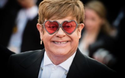 Ladies and gentlemen, Mister Elton John!